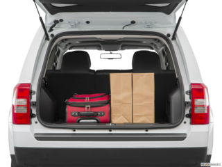 2017 jeep patriot cargo area with stuff