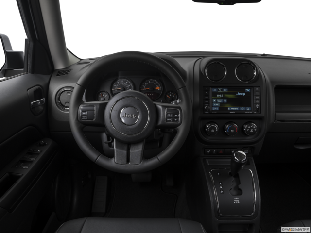 2017 jeep patriot dashboard
