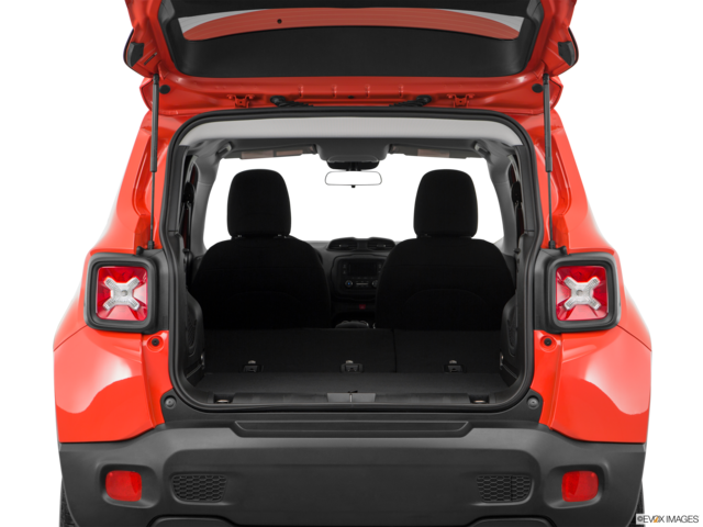 2017 jeep renegade cargo area empty