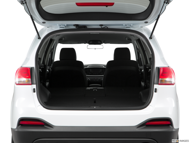 2017 kia sorento cargo area empty