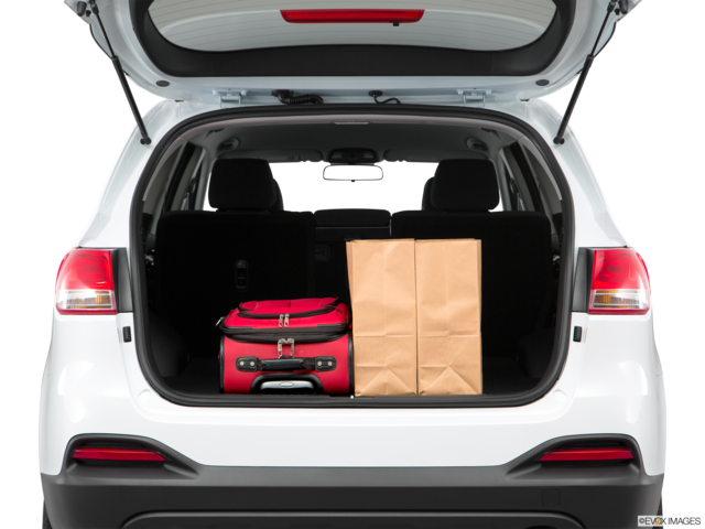 2017 kia sorento cargo area with stuff