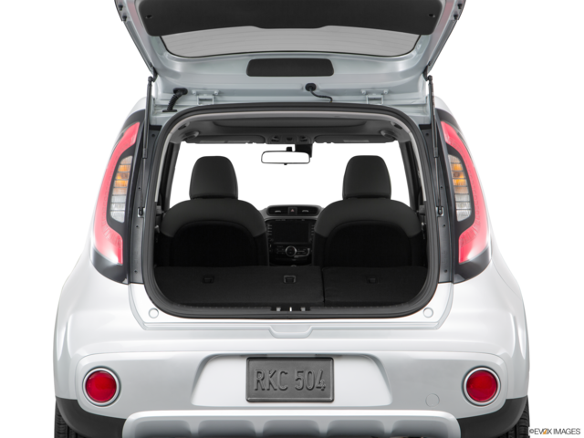 2017 kia soul cargo area empty