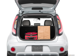 2017 kia soul cargo area with stuff