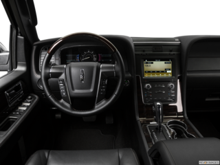 2017 lincoln navigator-l dashboard