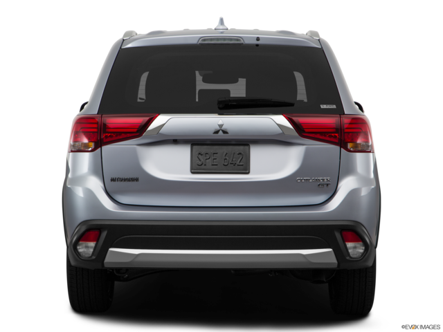 2017 mitsubishi outlander back