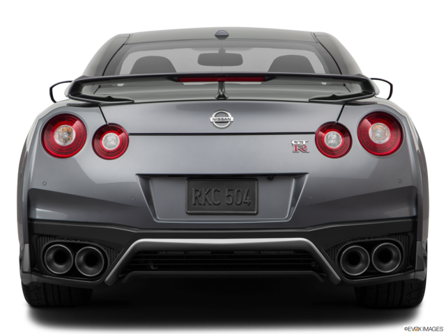 2017 nissan gt-r back