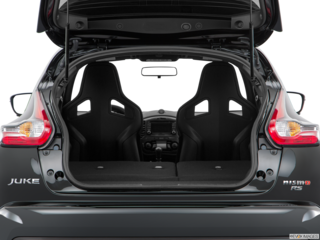 2017 nissan juke cargo area empty