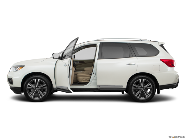 2017 nissan pathfinder side
