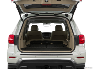 2017 nissan pathfinder cargo area empty