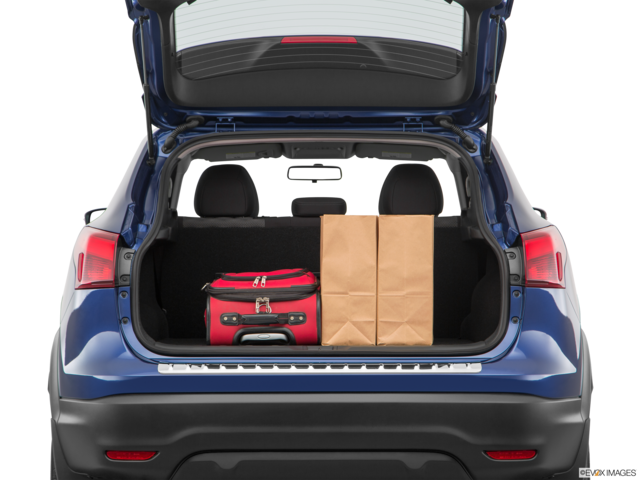 2017 nissan rogue-sport cargo area with stuff