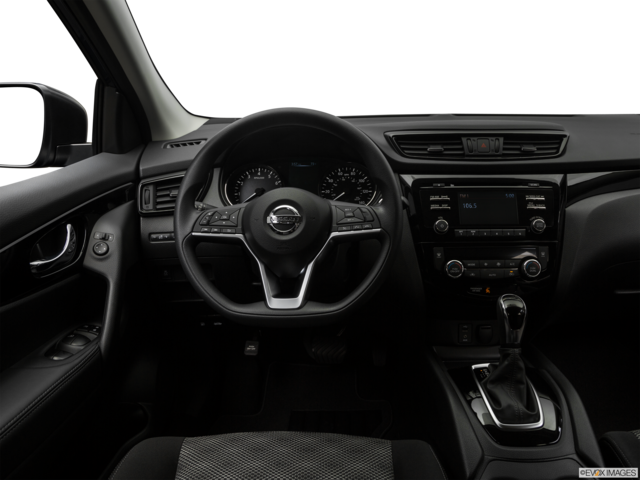 2017 nissan rogue-sport dashboard