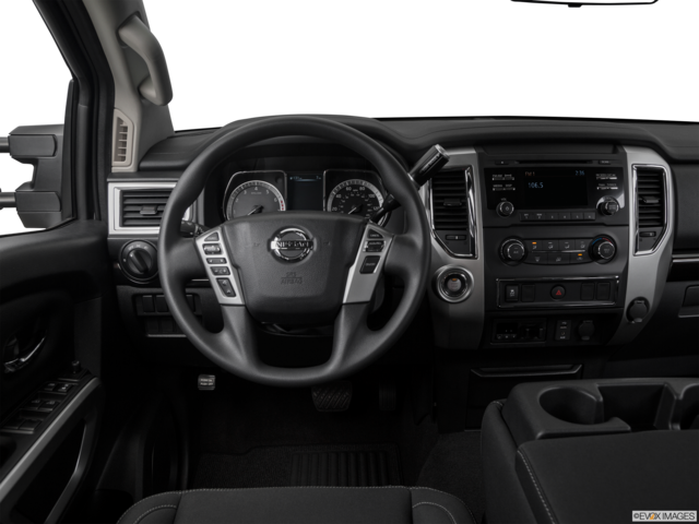 2017 nissan titan-xd dashboard