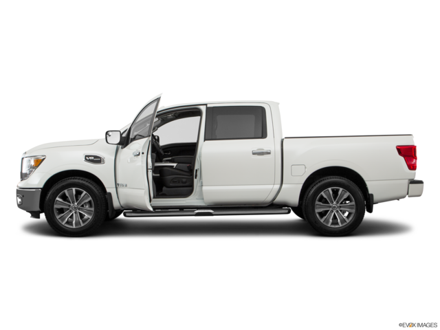 2017 nissan titan side