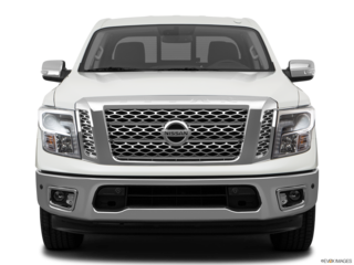 2017 nissan titan front