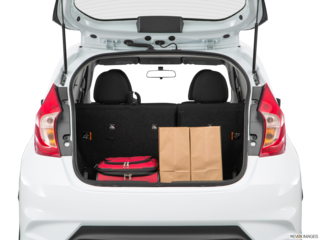 2017 nissan versa-note cargo area with stuff