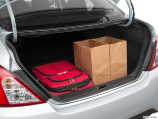 2017 nissan versa cargo area with stuff