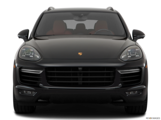 2017 porsche cayenne front