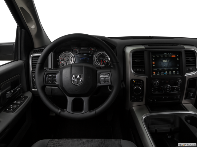 2017 ram 1500 dashboard
