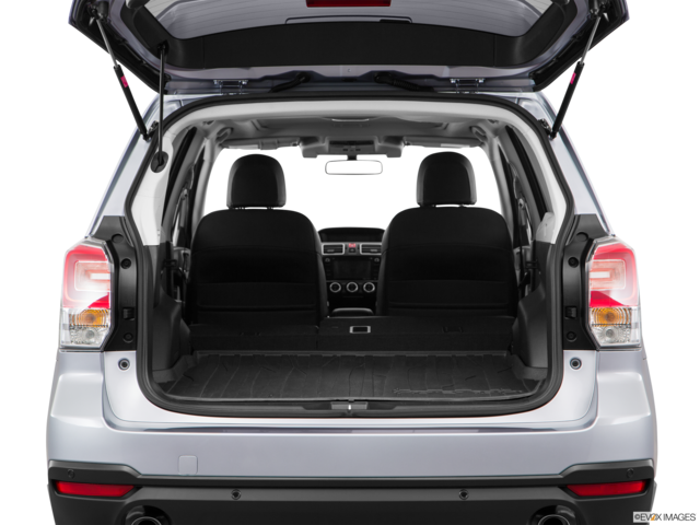 2017 subaru forester cargo area empty