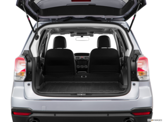 2017 subaru forester cargo area empty