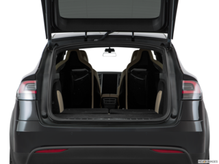 2017 tesla model-x cargo area empty