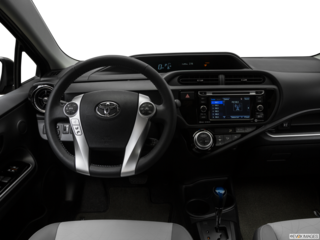 2017 toyota prius-c dashboard