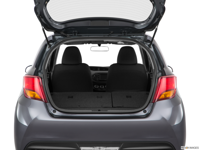 2017 toyota yaris cargo area empty