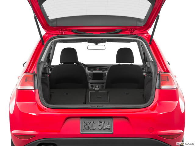2017 volkswagen golf cargo area empty