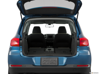 2017 volkswagen tiguan cargo area empty