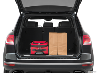 2017 volkswagen touareg cargo area with stuff