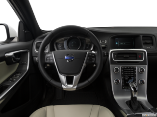 2017 volvo v60 dashboard