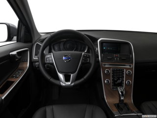 2017 volvo xc60 dashboard