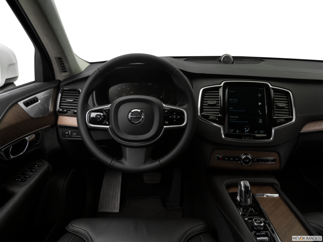 2017 volvo xc90-plug-in-hybrid dashboard