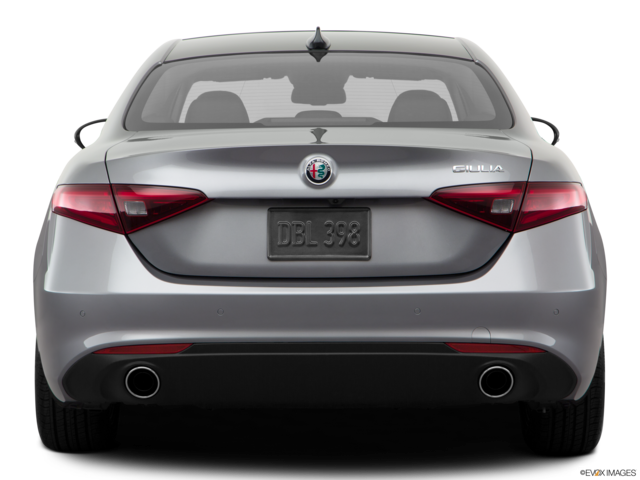 2018 alfa-romeo giulia back