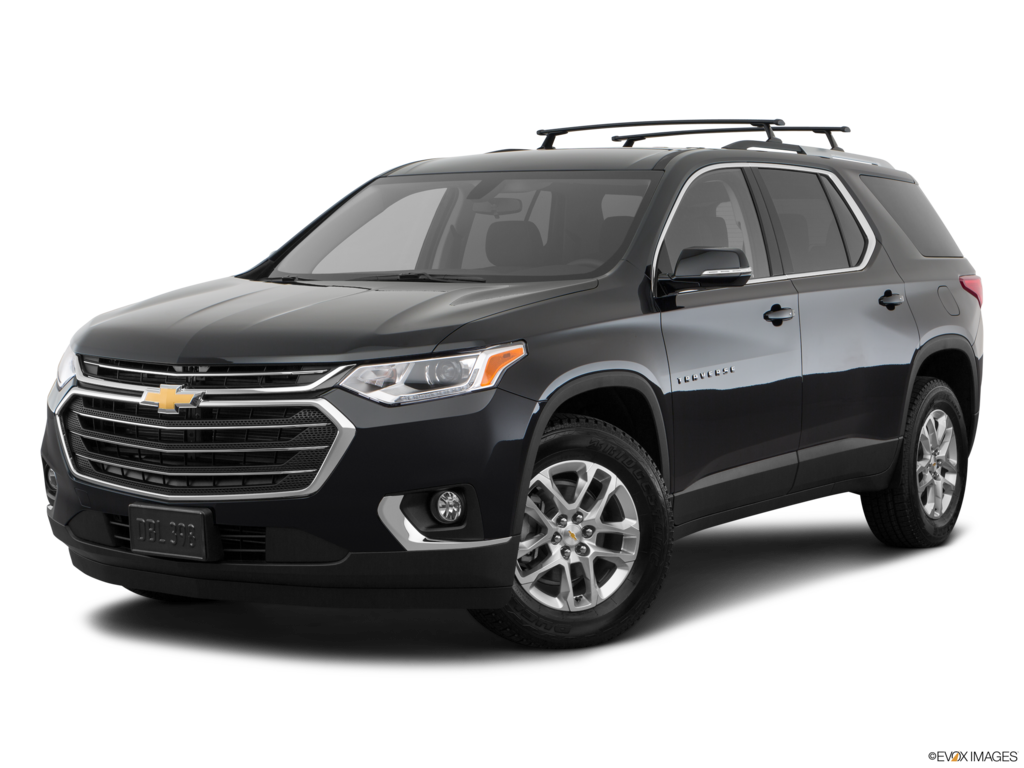 2018 chevrolet traverse angled front