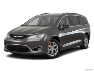 2018 chrysler pacifica angled front