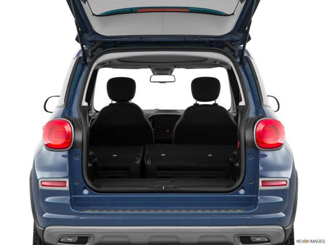 2018 fiat 500l cargo area empty