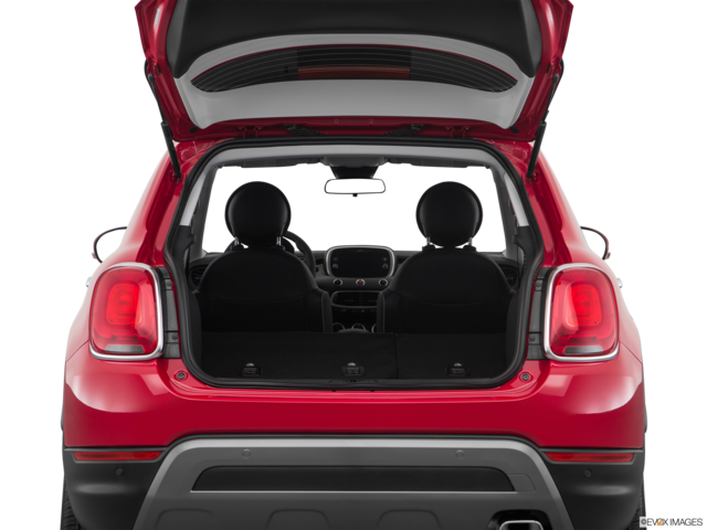 2018 fiat 500x cargo area empty