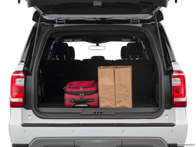 2018 ford expedition cargo area with stuff