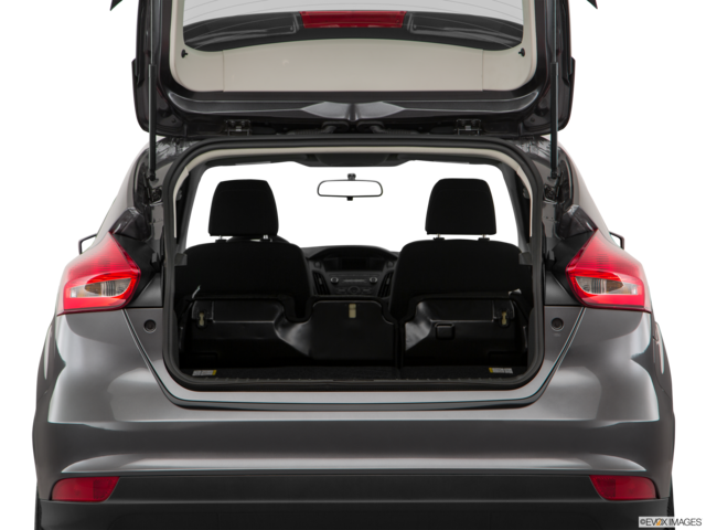 2018 ford focus cargo area empty