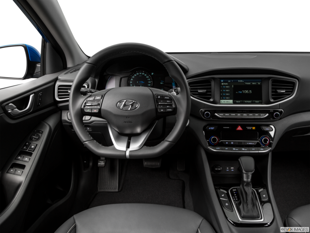 2018 hyundai ioniq-plug-in-hybrid dashboard