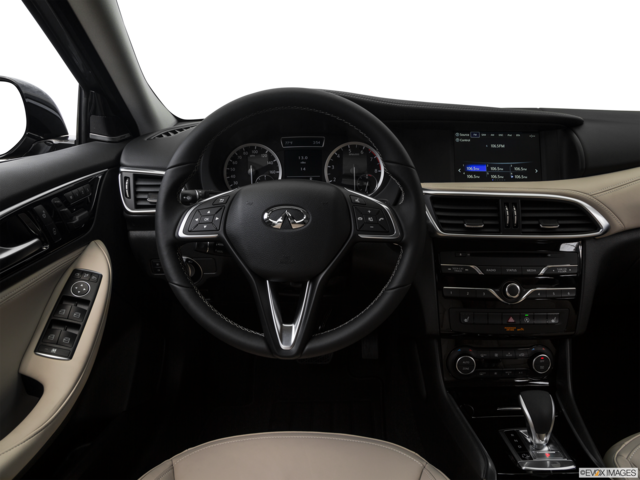 2018 infiniti qx30 dashboard