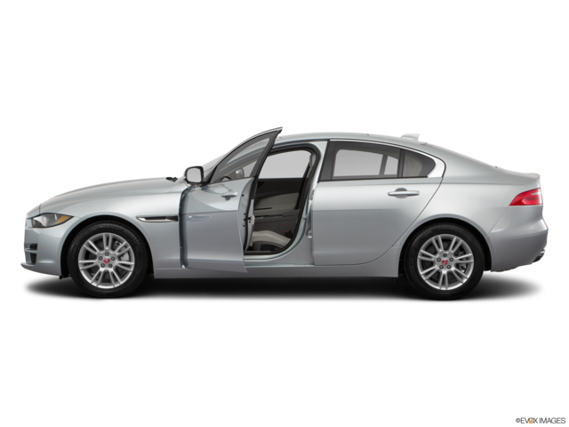 2018 jaguar xe side