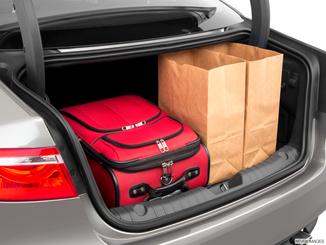 2018 jaguar xf cargo area with stuff