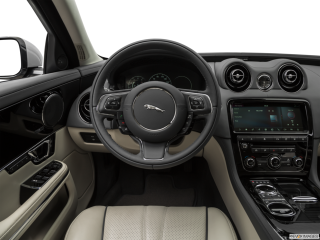 2018 jaguar xj dashboard