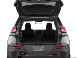 2018 jeep cherokee cargo area empty