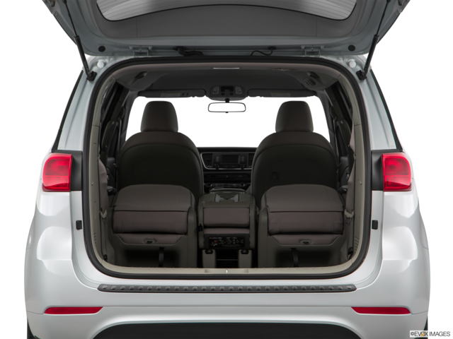 2018 kia sedona cargo area empty