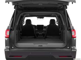 2018 lincoln navigator-l cargo area empty