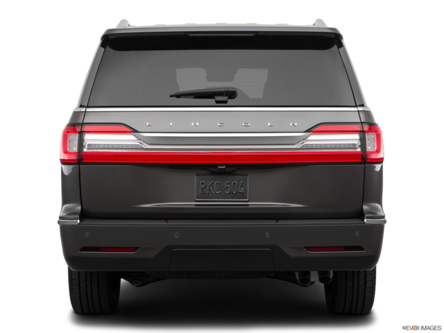 2018 lincoln navigator-l back