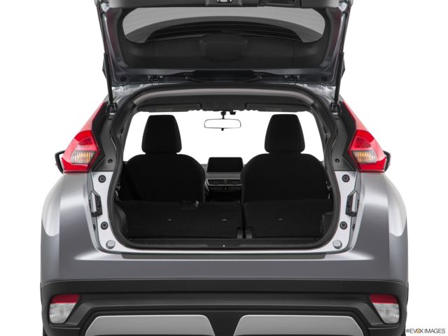 2018 mitsubishi eclipse-cross cargo area empty